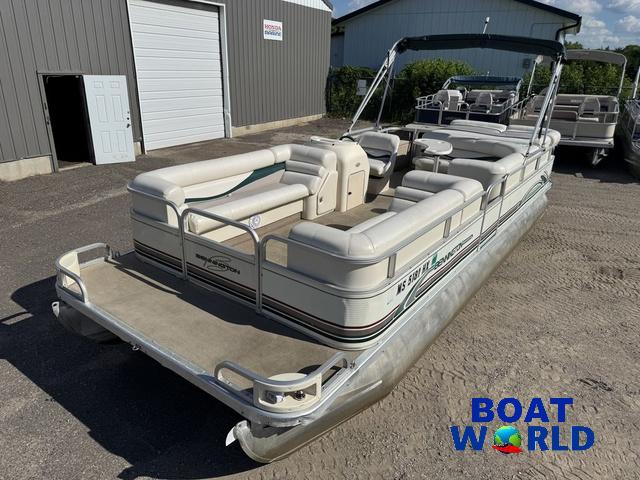 1998 Bennington 2275 LX Pontoon