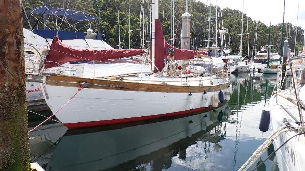 1981 Hans Christian 38T Cutter