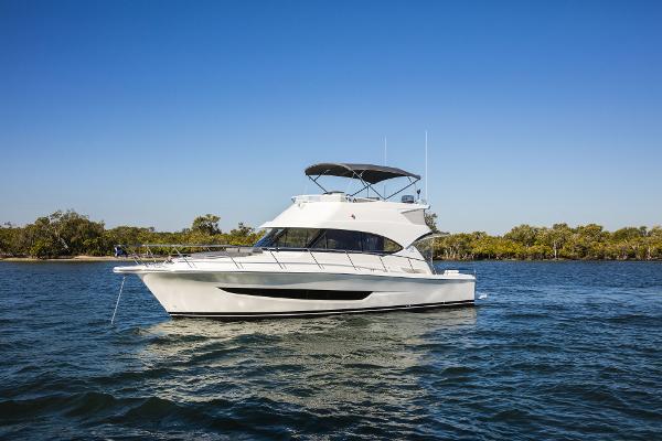 2025 Riviera 39 Open Flybridge