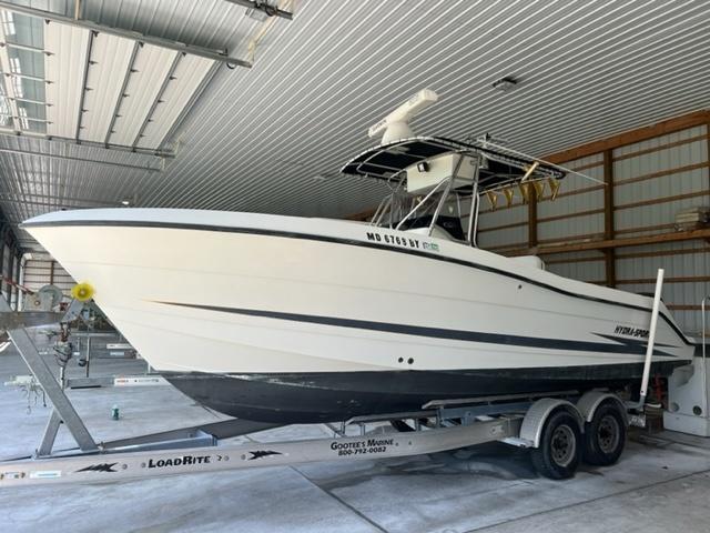 2000 Hydra-Sports 2596CC / 2600CC Vector