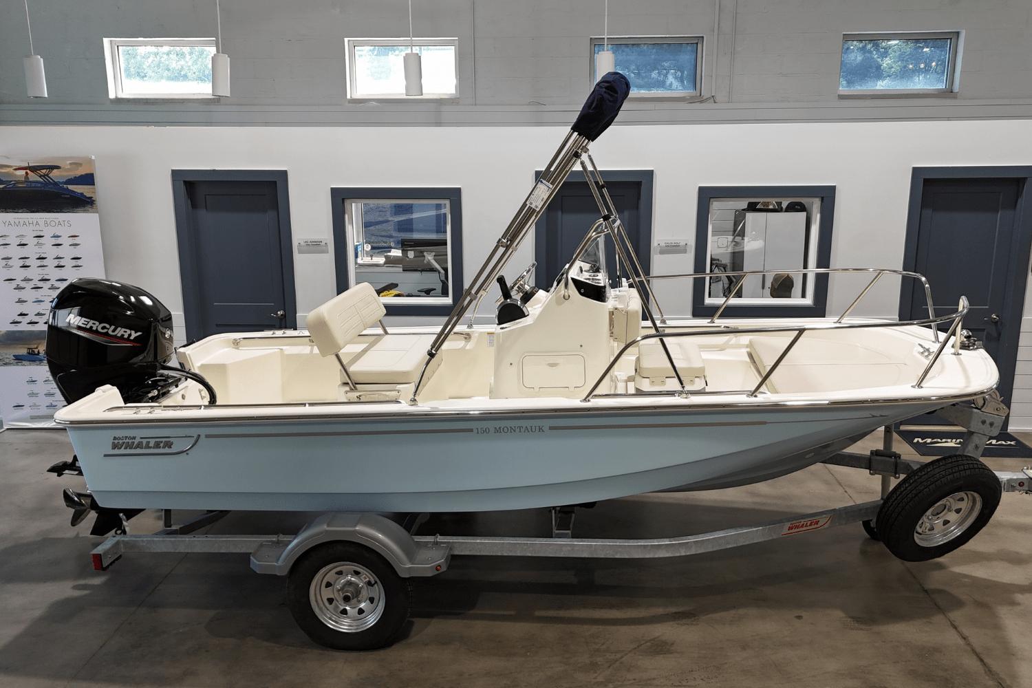 2025 Boston Whaler 150 Montauk