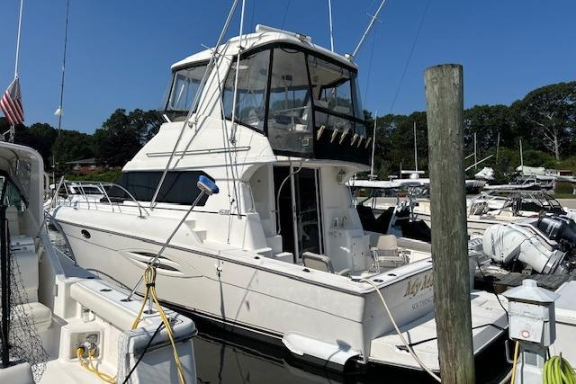 2002 Silverton 42 Convertible
