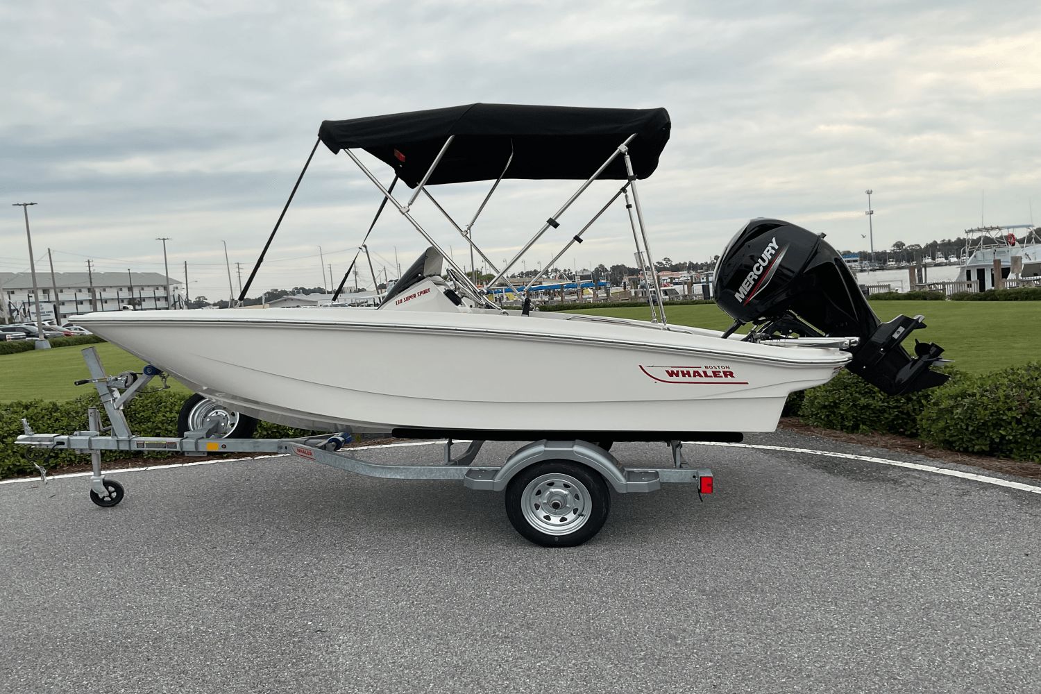 2025 Boston Whaler 130 Super Sport
