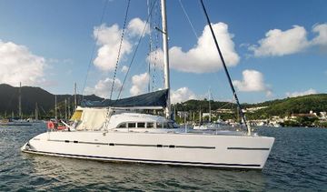 2004 Lagoon 570