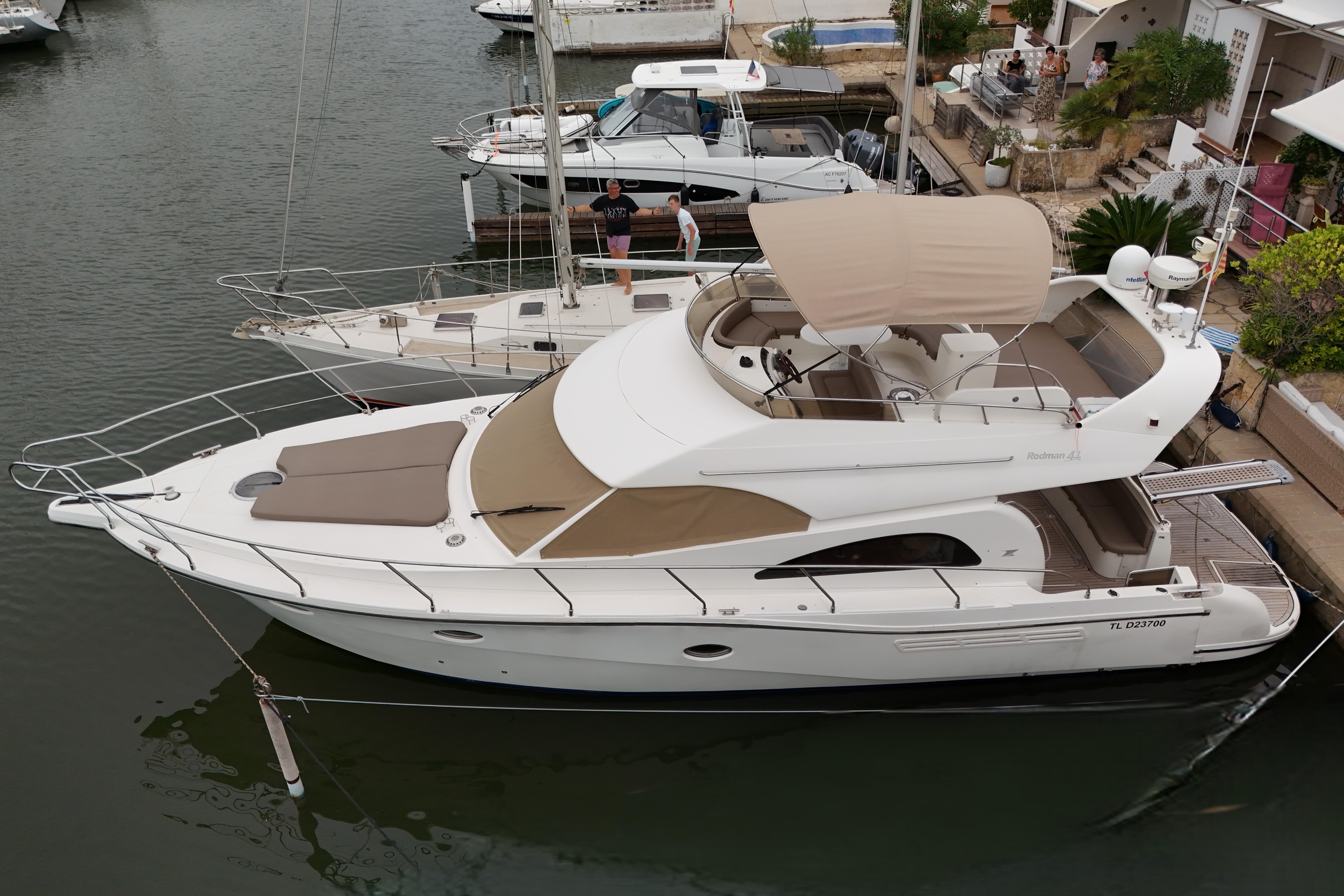 2004 Rodman 41