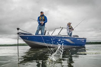 Crestliner 1650 FISH HAWK SE WT Boat