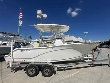 2023 Sea Fox 228 Commander