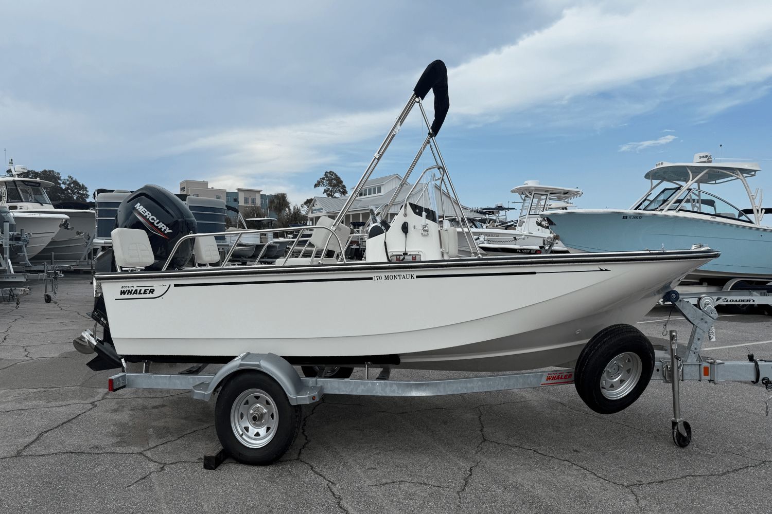 2025 Boston Whaler 170 Montauk