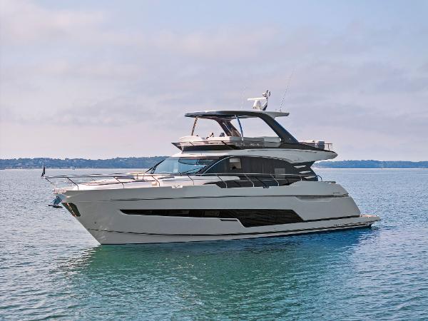 2024 Fairline Squadron 68