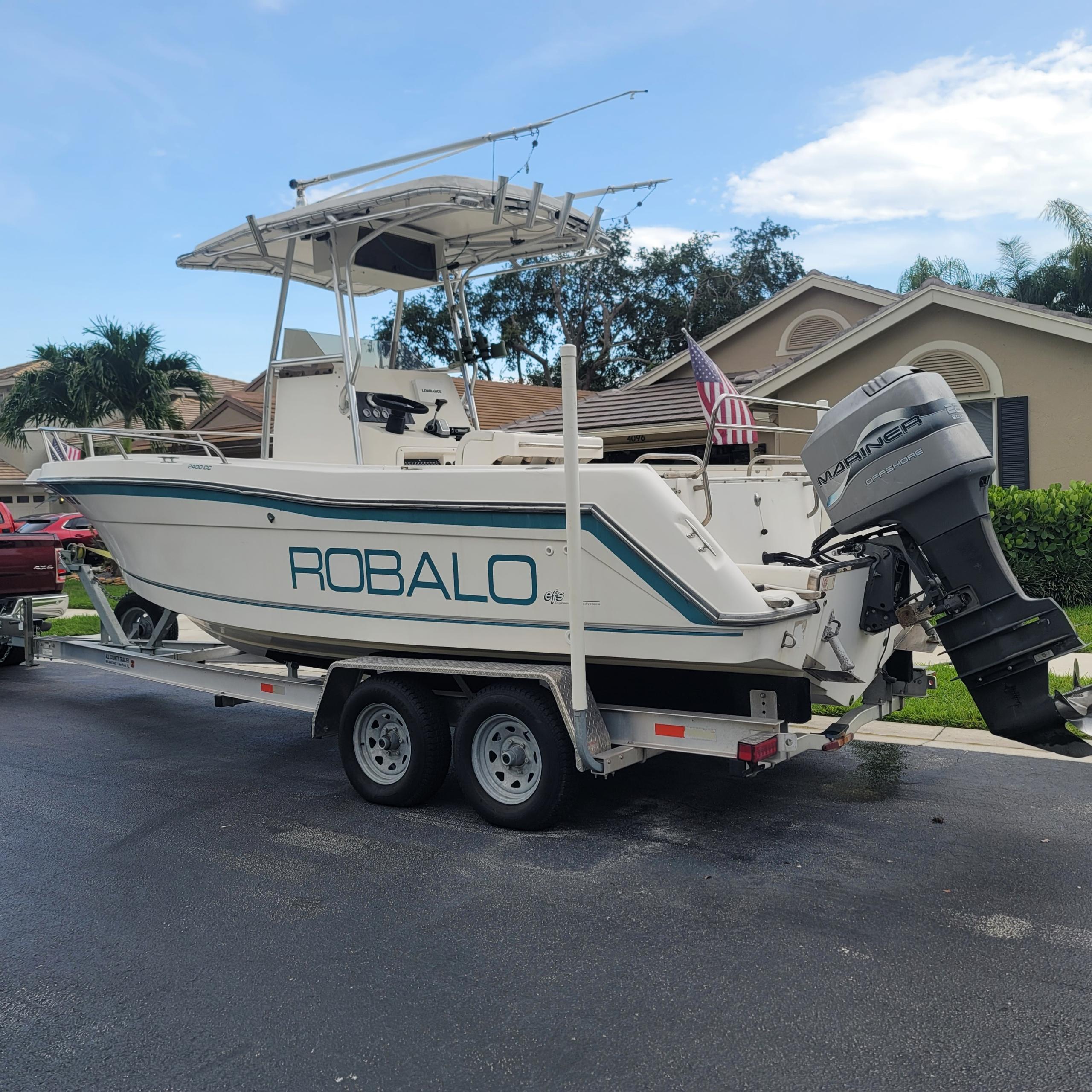1998 Robalo 2420