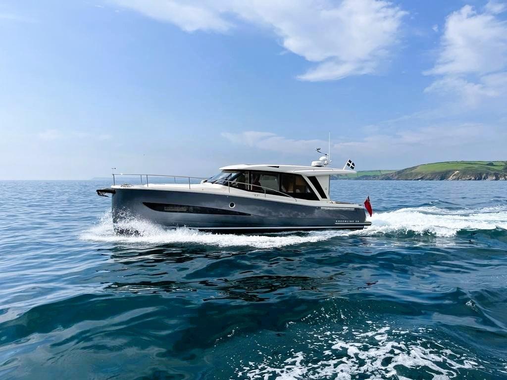 2017 Greenline 39