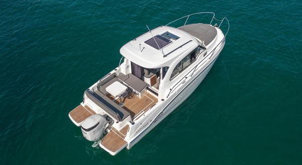 Beneteau Antares 8 BENETEAU Antares 8 - Suzuki 250
