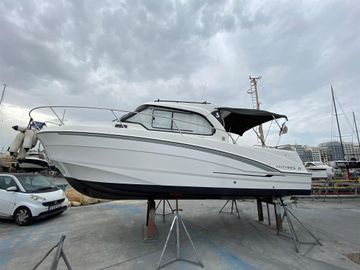 2024 Beneteau Antares 8