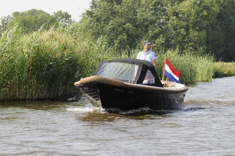 2021 NIET GOEDKOOP !! Zoekt U een goedkope sloep klik dan NIET !!, Nederland - boats.com