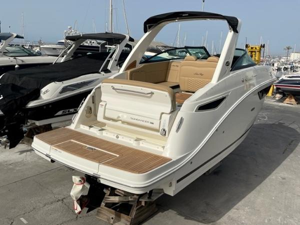 2023 Sea Ray 265 Sundancer