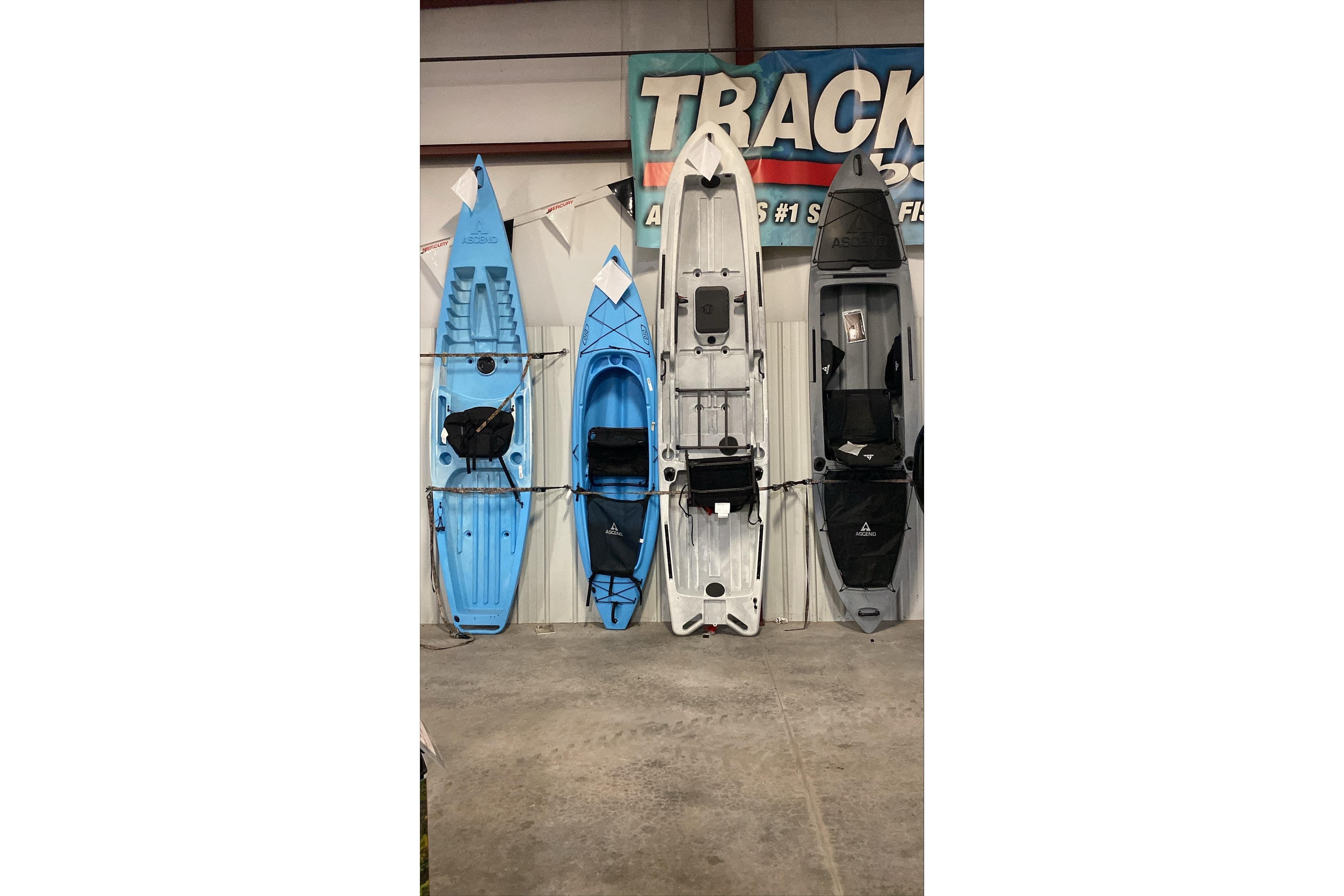 2022 Ascend 128X Yak-Power Sit-On - White/Black