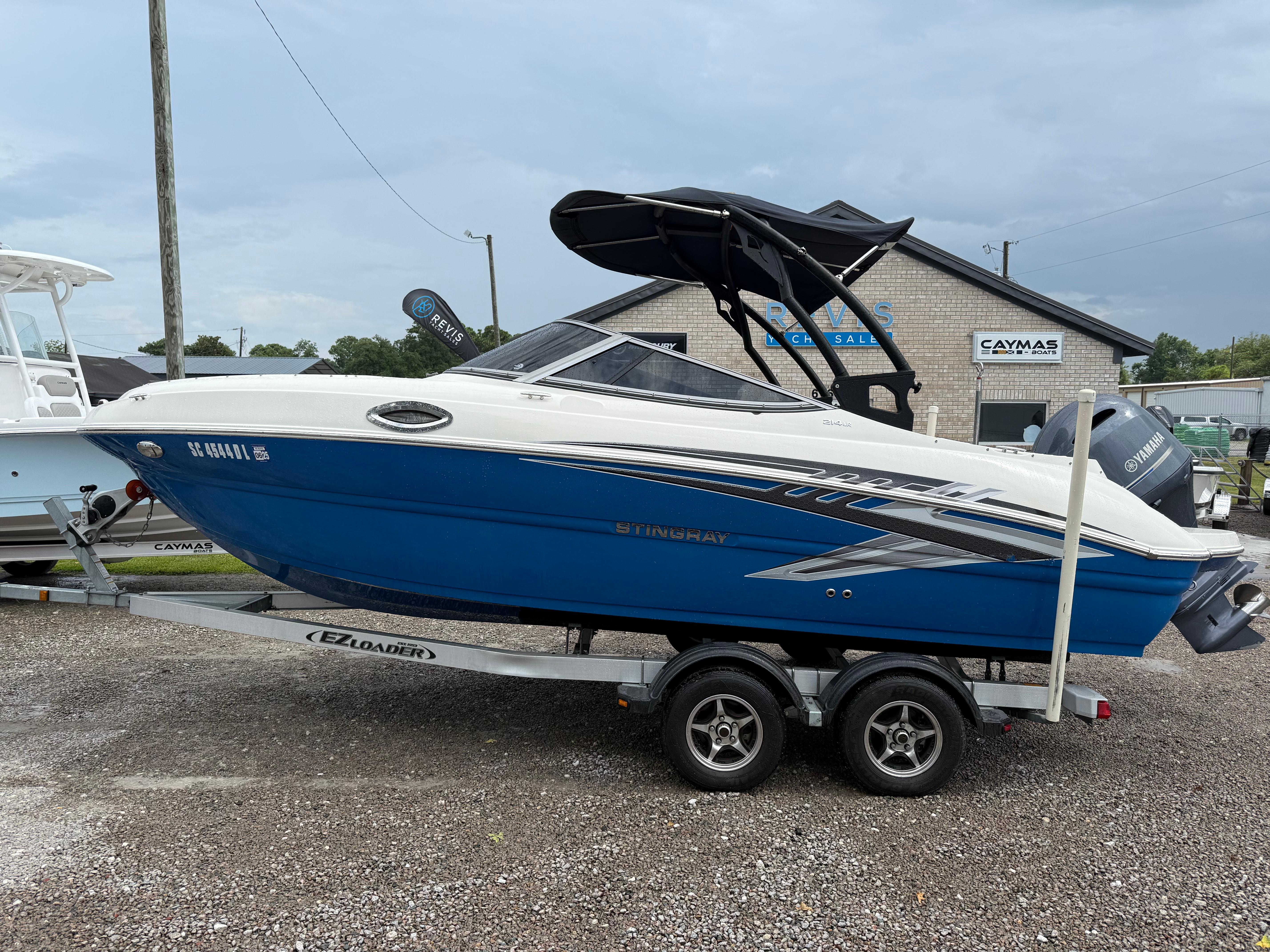 2018 Stingray 214 LR