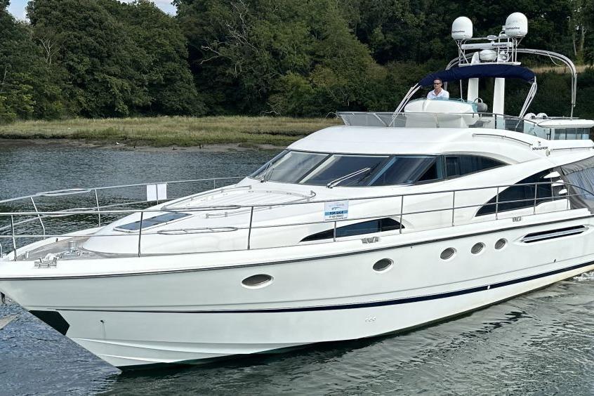 2002 Fairline Squadron 58