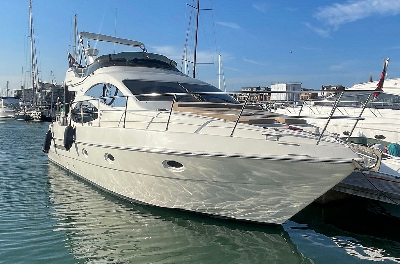 2006 Azimut 42E