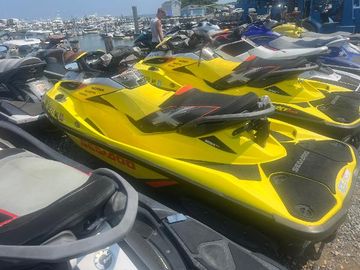 2015 Sea-Doo RXT 260