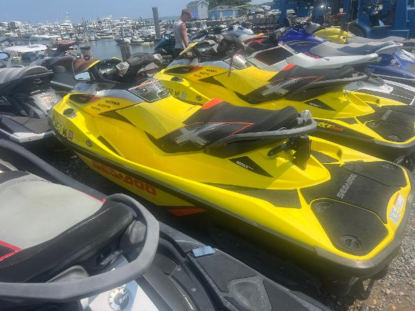 2015 Sea-Doo RXT 260