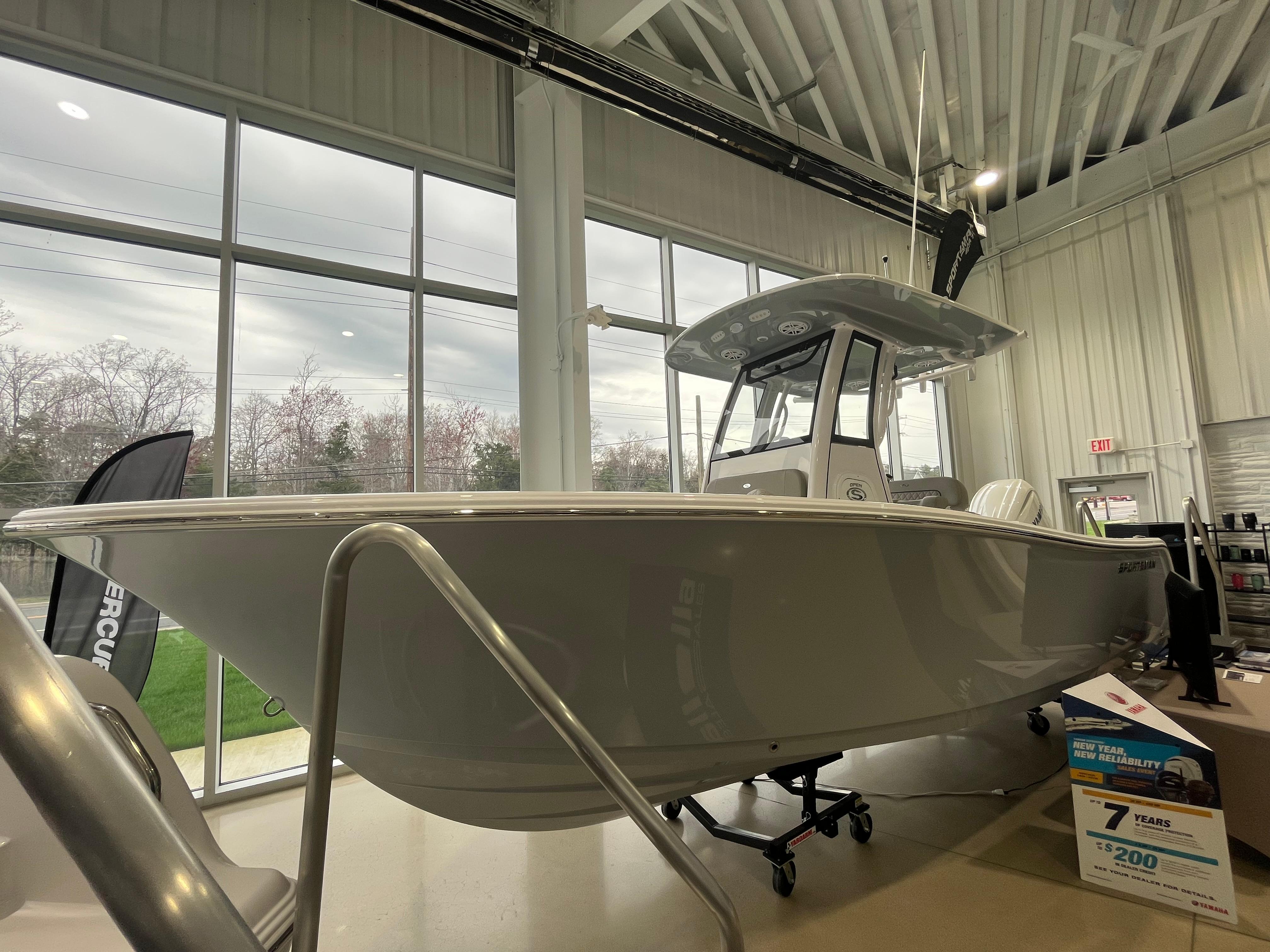 2025 Sportsman Open 212 Center Console