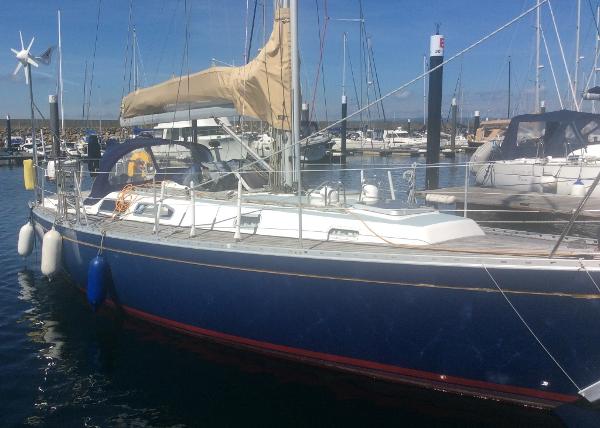 Rustler 36