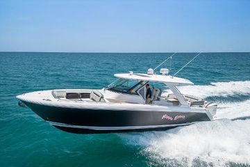 2019 Tiara Yachts 38 LS