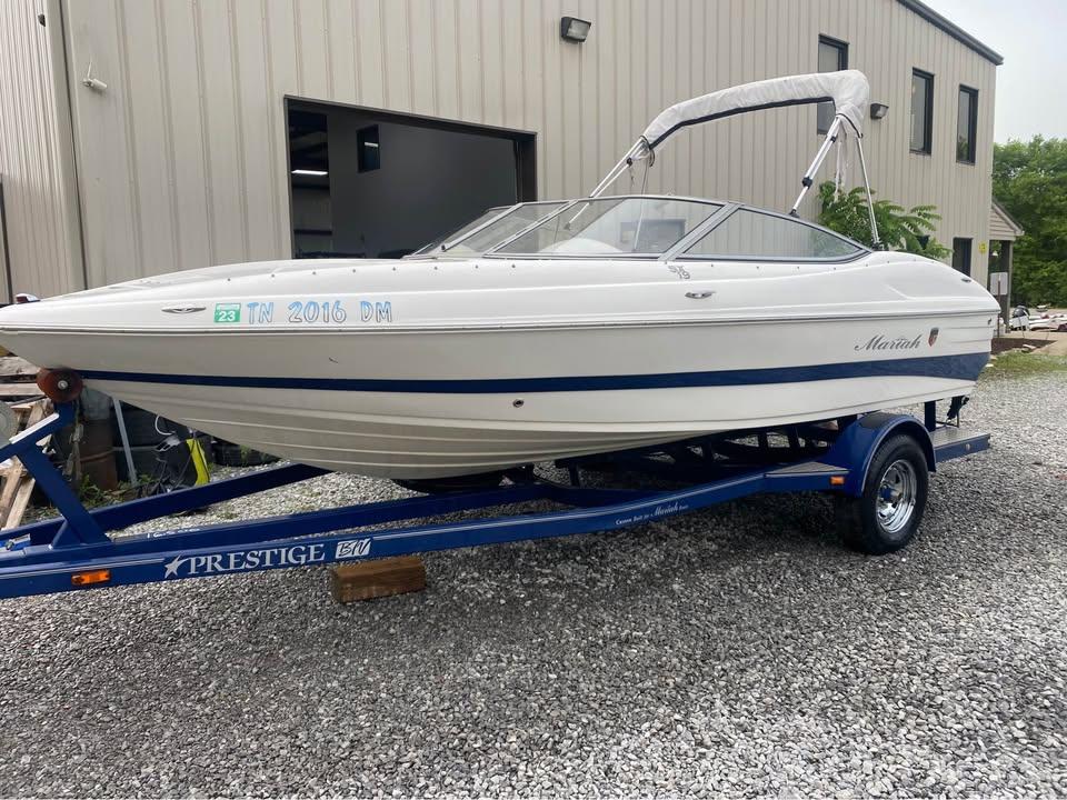 2005 Mariah SX19