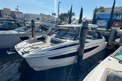 Aquila 32 Sport