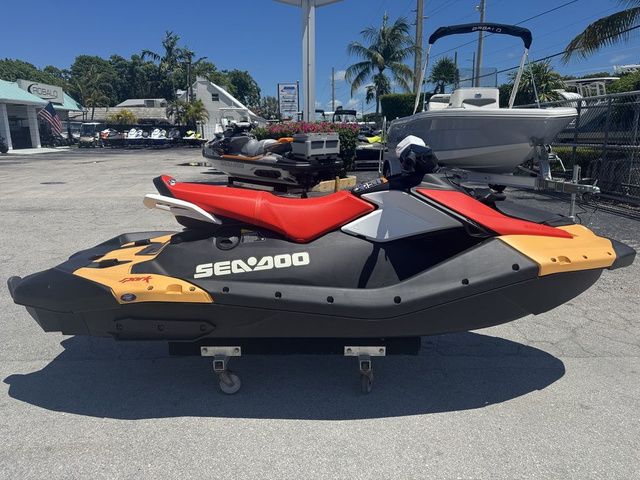Sea-Doo Spark For 3 Rotax 900 ACE - 90 CONV With I