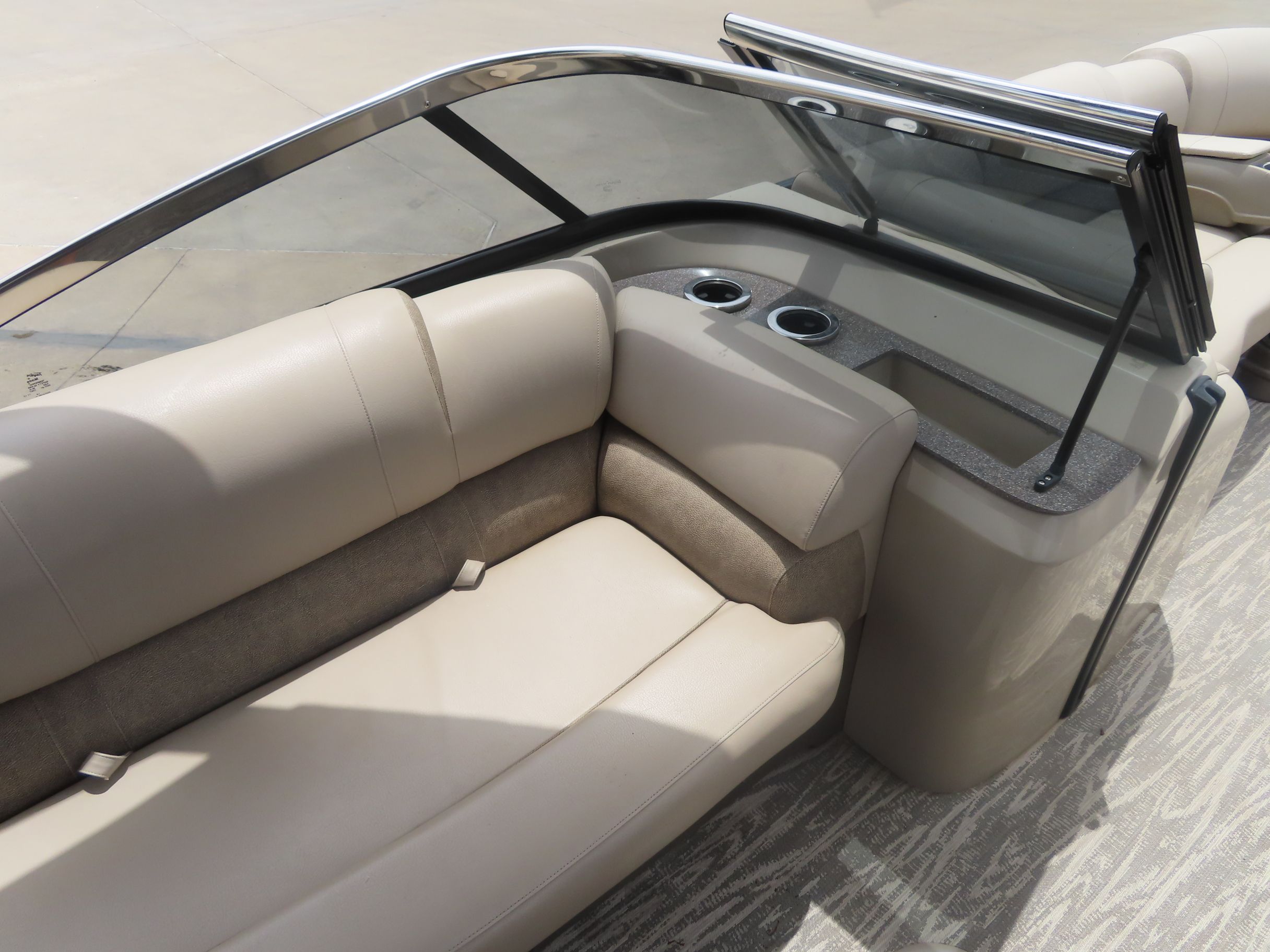 2020 Avalon EL 2585