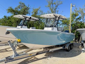 2024 Sea Fox 248 Commander