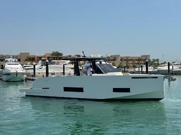2023 De Antonio Yachts D42 Open