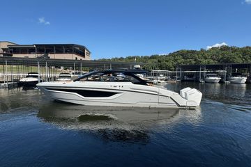 2025 Cruisers Yachts 42 GLS OB