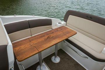 2015 Sea Ray 260 Sundancer