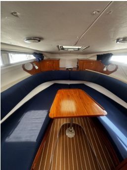 2000 Marex 280 Holiday