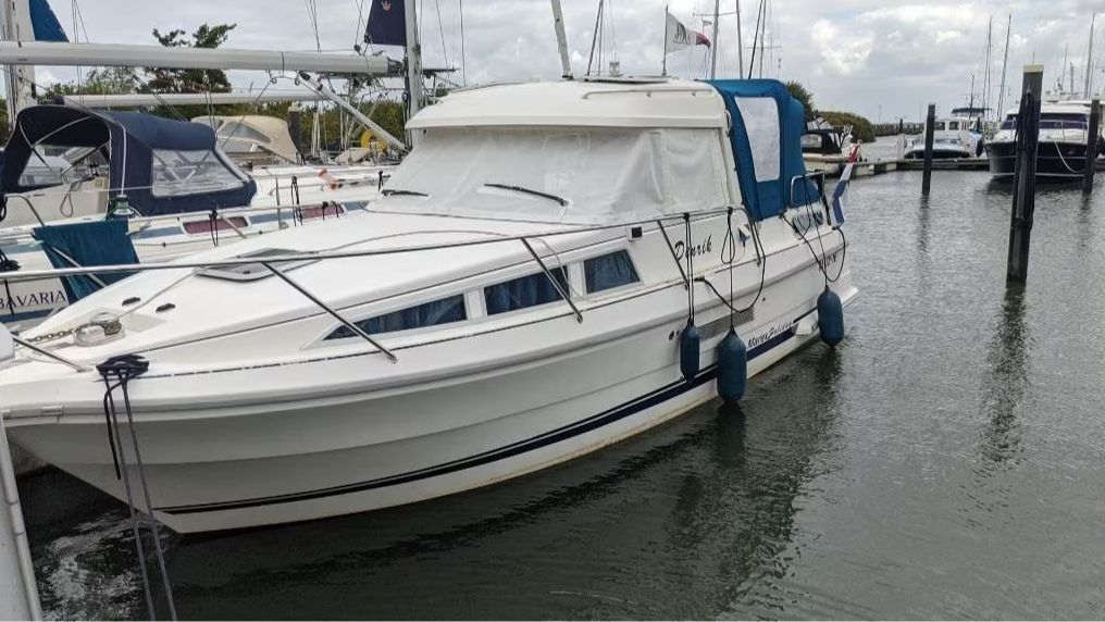 2000 Marex 280 Holiday