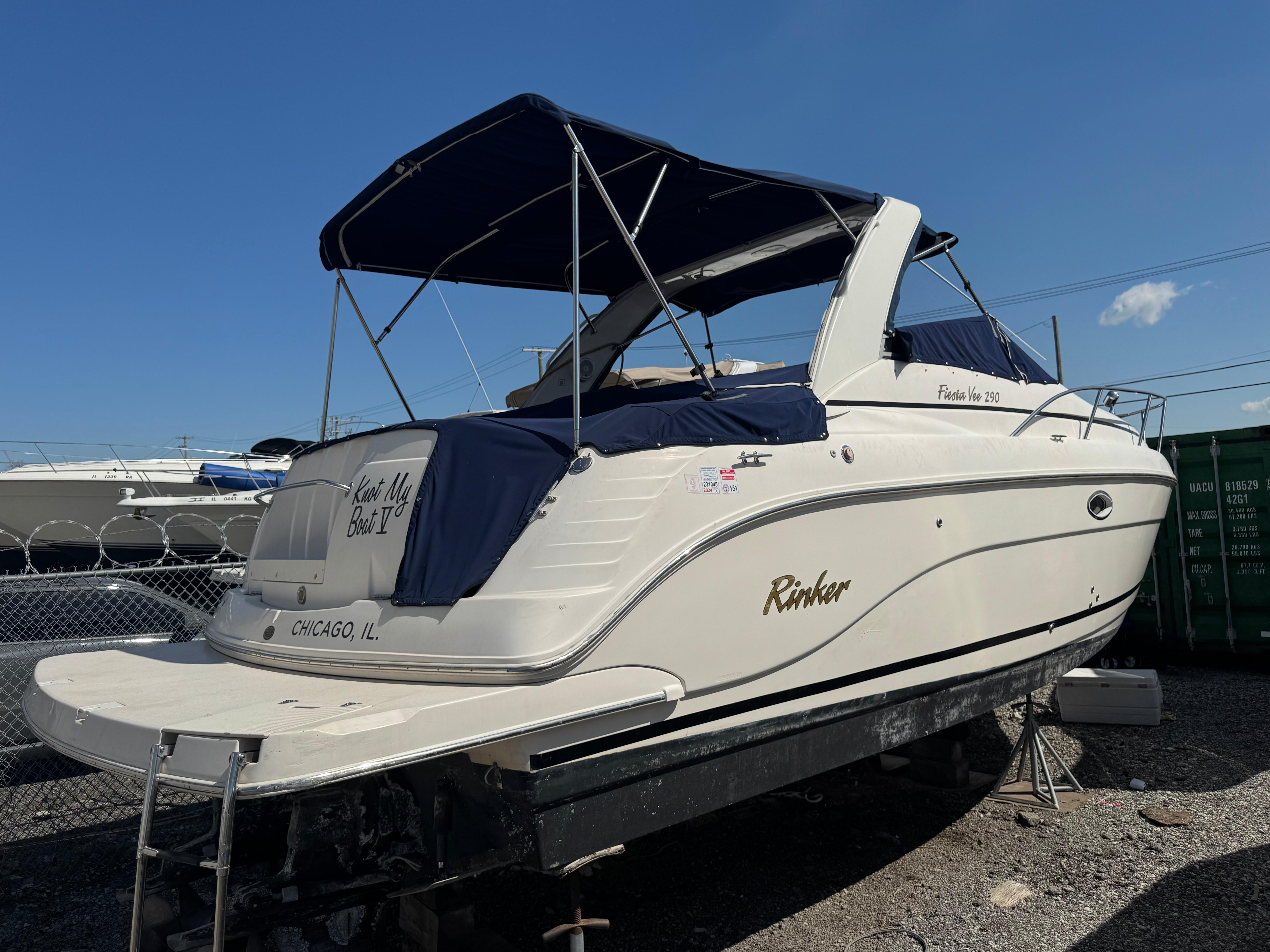 2003 Rinker 290 FIESTA VEE