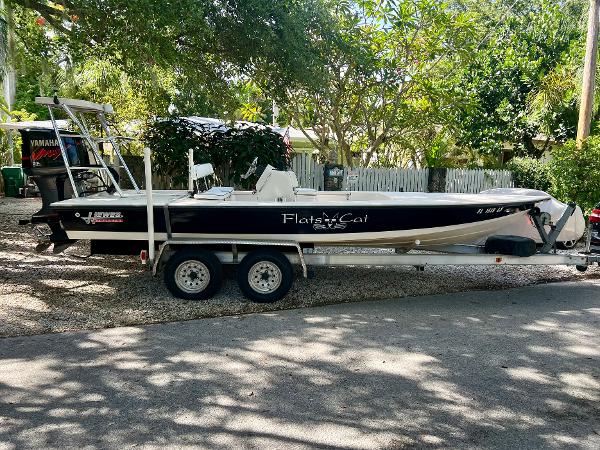 Hewes 21 REDFISHER Hewes 21 Redfisher