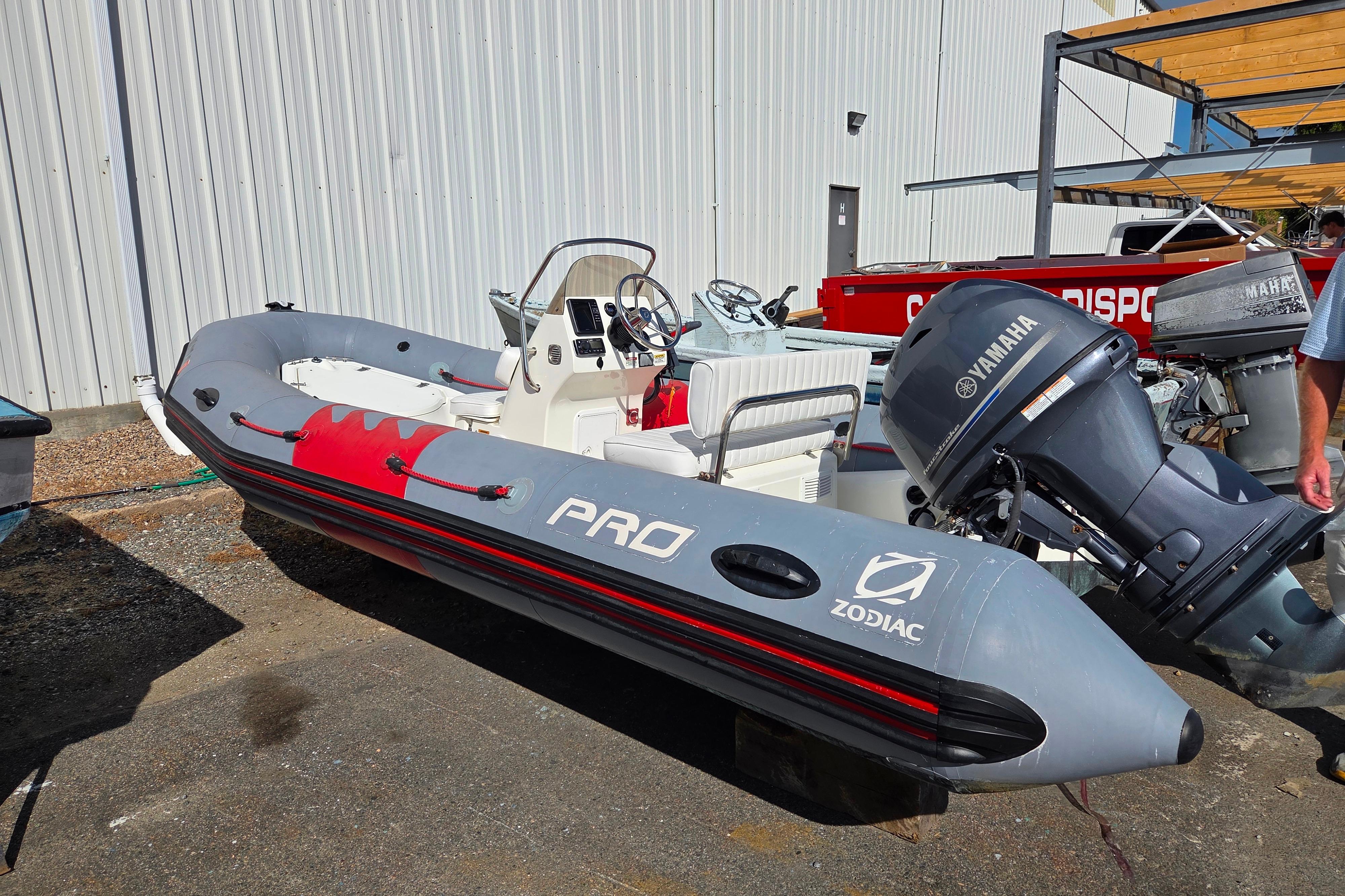 2014 Zodiac Bayrunner Pro 550