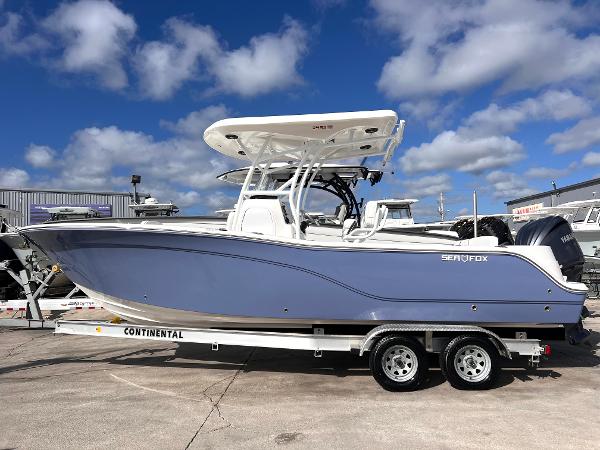 2025 Sea Fox 248 Side Console