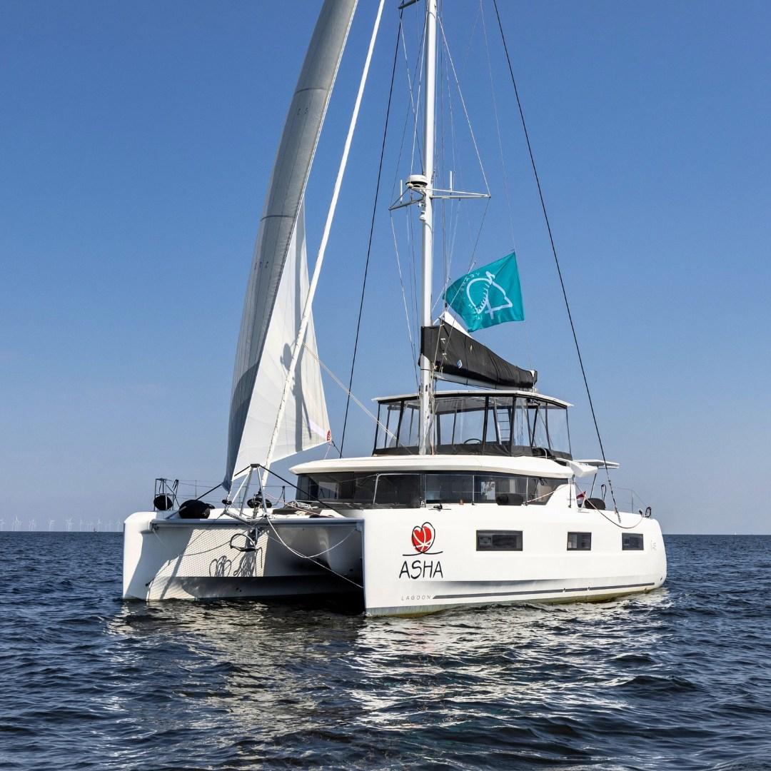 2023 Lagoon 46