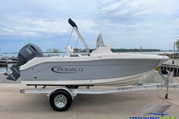 2026 Robalo R180 Center Console
