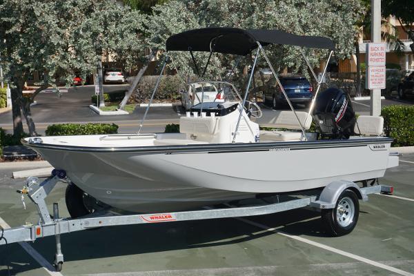Boston Whaler 170 Montauk