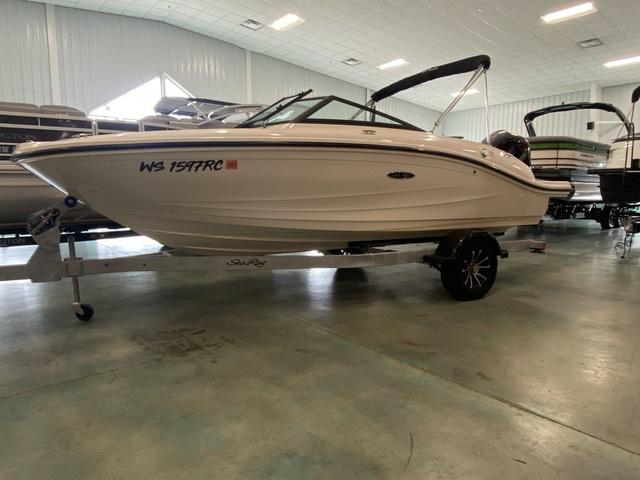 Sea Ray SPX 190 Outboard