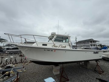 2019 Parker 2320 Sport Cabin