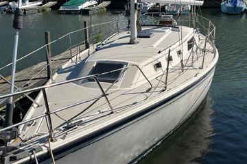 1985 O'Day 35