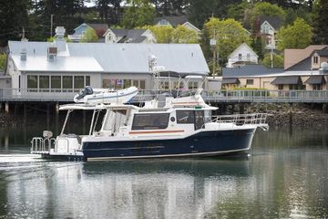 2026 Ranger Tugs R-43 Command Bridge Luxury Edition