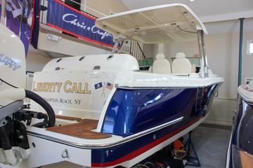 2018 Chris-Craft Calypso 30